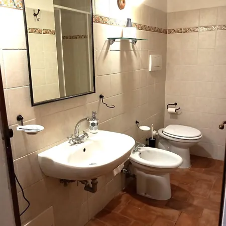 L'oasi Della Pergola 팜스테이 *