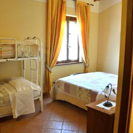 L'oasi Della Pergola Alojamento de Turismo Rural *